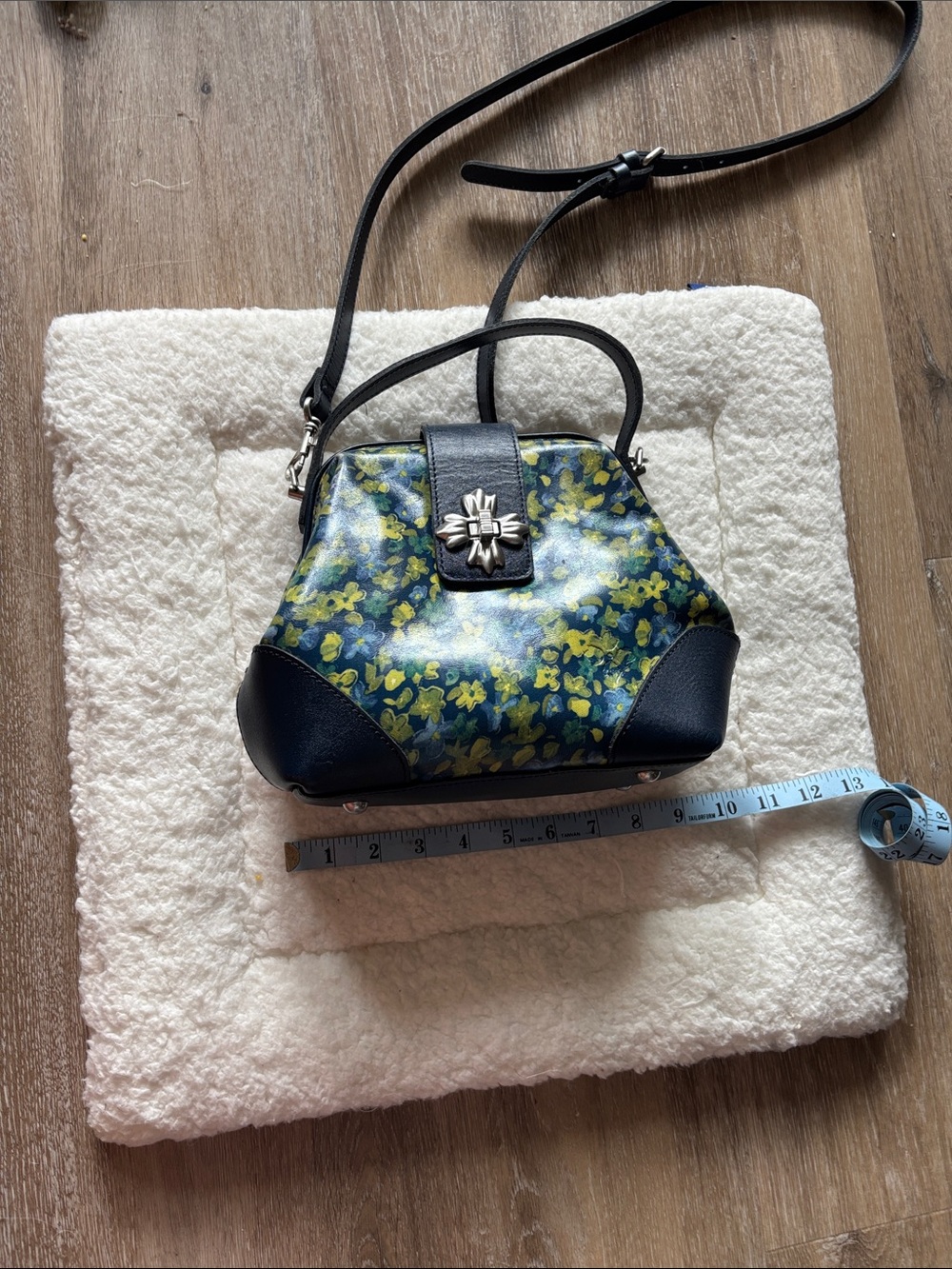 Patricia Nash Blue Floral Crossbody Bag with Yellow Accents - Picture 8 of 12